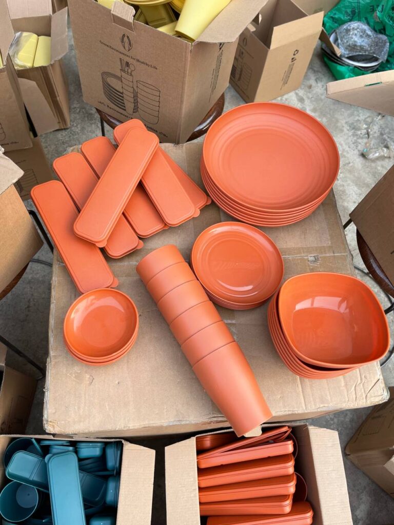 Eco-friendly serving set and dinnerware